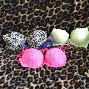 PINK Victoria's Secret Intimates & Sleepwear - 3 Victoria secret bras PINK Victoria's Secret Intimates & Sleepwear - 3 Victoria secret bras